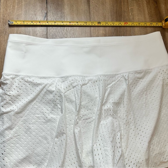 Athleta A-Game 14" White Skort Size 3X - Picture 13 of 17